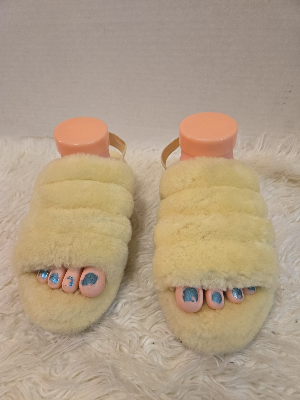UGG Cream Fuzzy Lined Shoe Interior Label